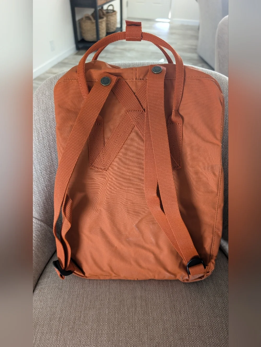 Fjallraven Kånken Orange Men's Backpack NWOT
